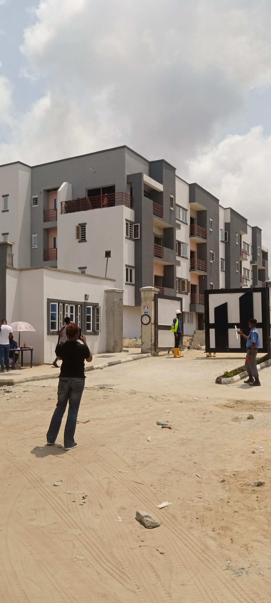 Buy 1, 2 & 3 Bedroom Serviced Apartments at Fairfiled Apartments, Abijo, Ajah, Lagos with 12 months installment